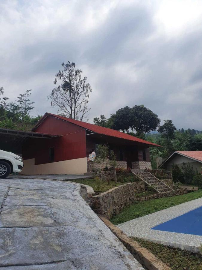 Express O 91843 Bbs Villa Ciater Bandung Exterior photo