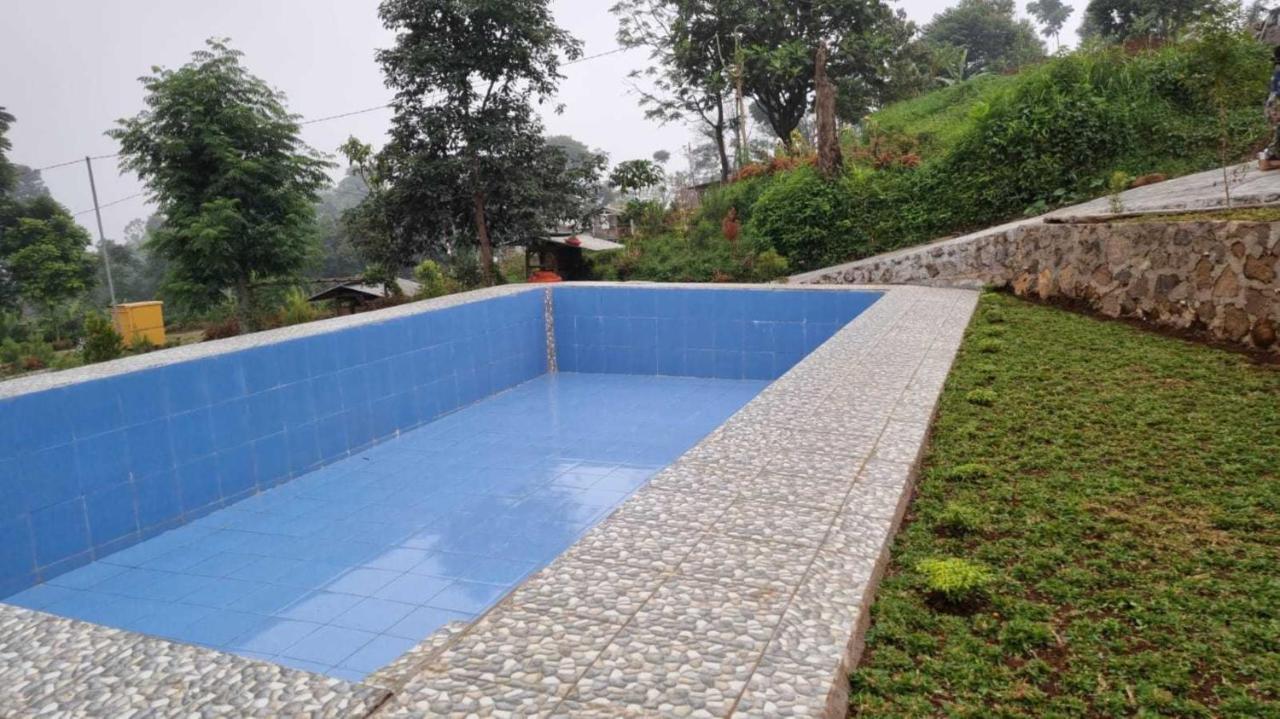 Express O 91843 Bbs Villa Ciater Bandung Exterior photo
